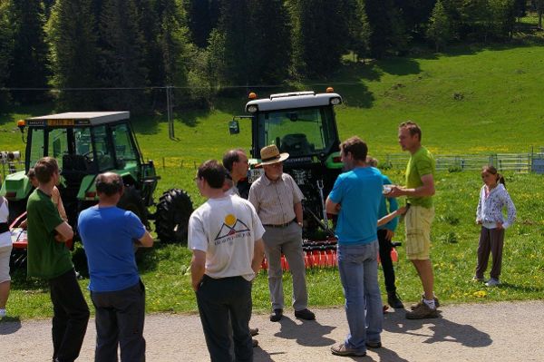 Exposition de matériel agricole au f'ESTIV'al 2012 - © mai 2012 - J. Siess