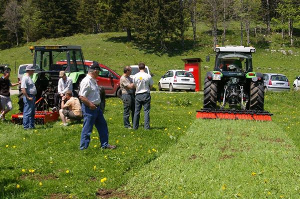 Exposition de matériel agricole au f'ESTIV'al 2012 - © mai 2012 - J. Siess