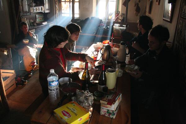 Petit déjeuner à la Petite Echelle - &copy; janvier 2010 - P.M. Aubertel