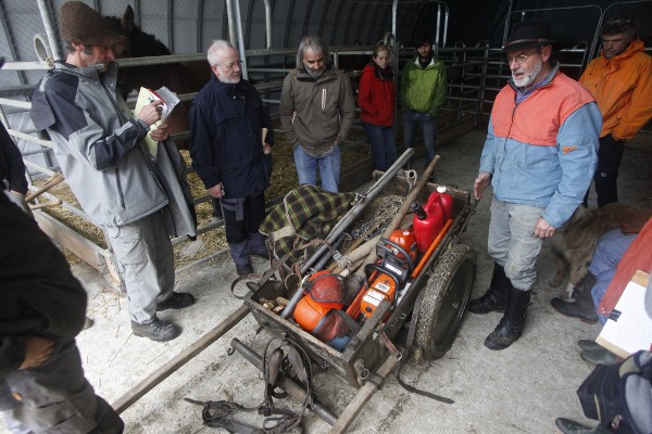 Travaux forestiers à traction équine, le chariot de débardage - © octobre 2012 - P.M. Aubertel